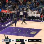 赛场上屡屡 赛场上屡屡